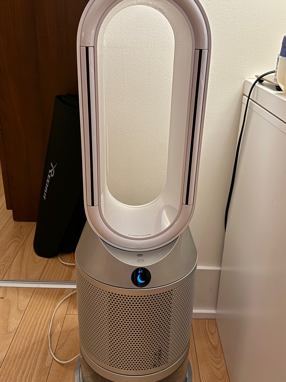 Dyson Purifying + Humidifier Tower Fan + Cool- White and Silver